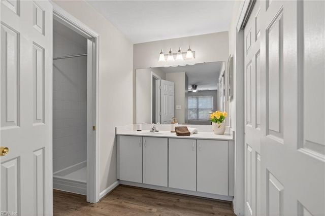 300 London Pointe CT, Virginia Beach, VA 23454