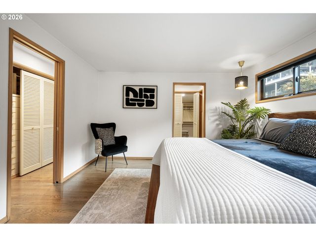 2430 WILSON Dr, Eugene, OR 97405