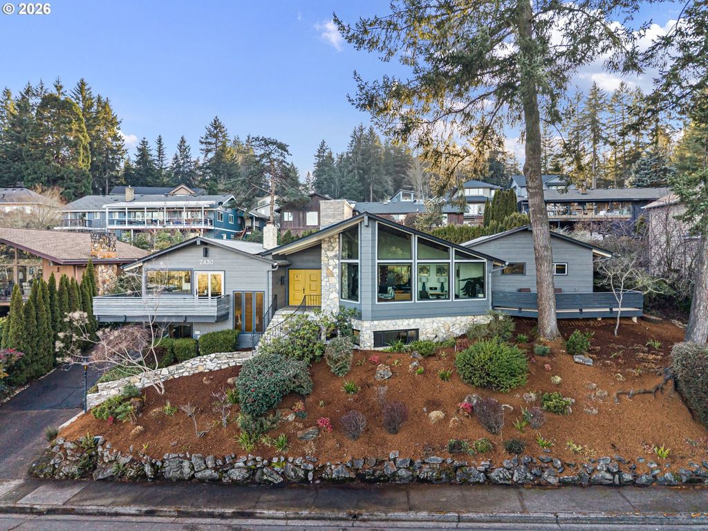 2430 WILSON Dr, Eugene, OR 97405