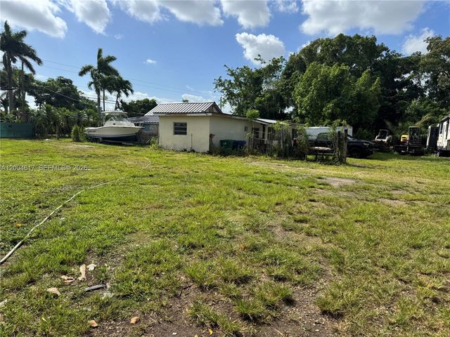 24000 SW 167th Ave, Homestead, FL 33031
