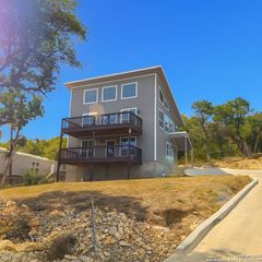 2292 Waterfront Park, Canyon Lake, TX 78133