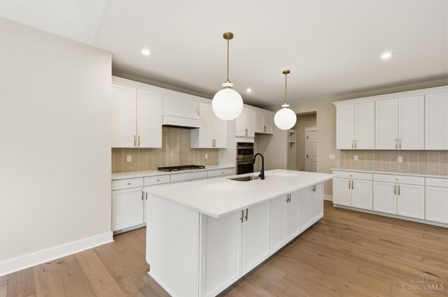 4736 Alpine Avenue, Blue Ash, OH 45242