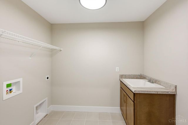 4736 Alpine Avenue, Blue Ash, OH 45242