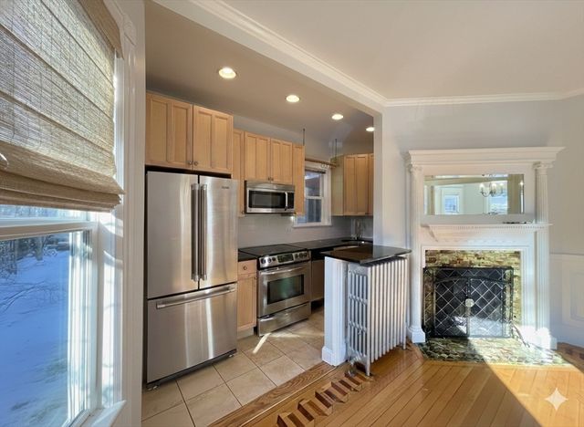 11 Wellesley Park 1, Boston, MA 02124