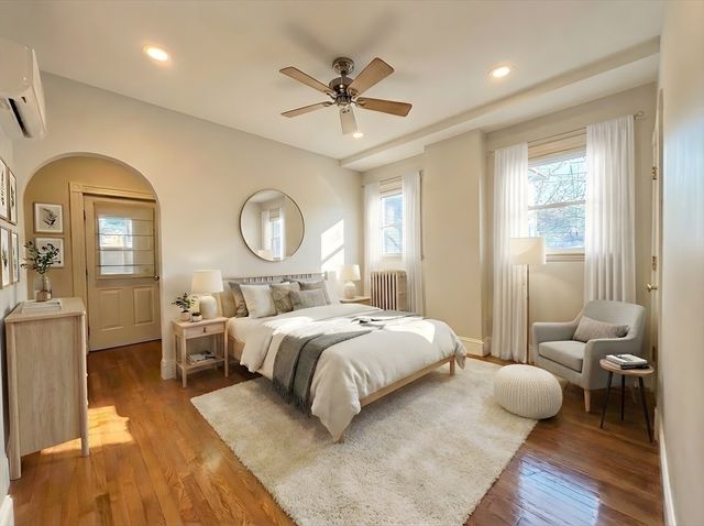 11 Wellesley Park 1, Boston, MA 02124