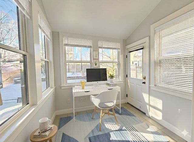 11 Wellesley Park 1, Boston, MA 02124