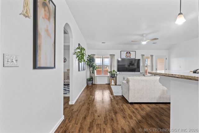 9086 S 253rd Avenue E, Broken Arrow, OK 74014