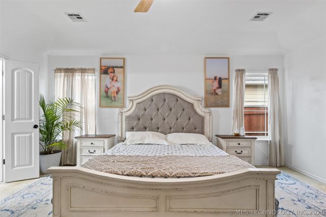 9086 S 253rd Avenue E, Broken Arrow, OK 74014