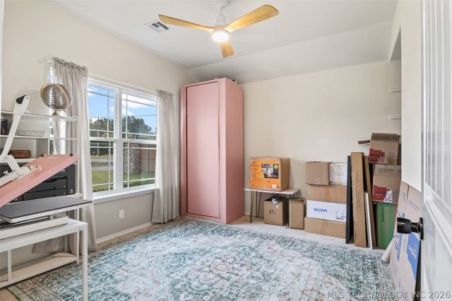 9086 S 253rd Avenue E, Broken Arrow, OK 74014