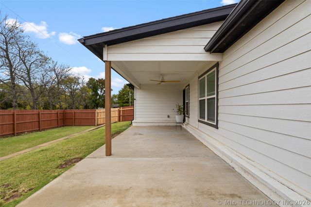 9086 S 253rd Avenue E, Broken Arrow, OK 74014