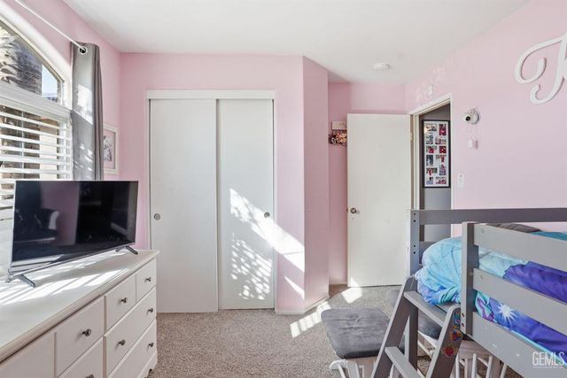 106 Misty Meadow Drive, Bakersfield, CA 93308