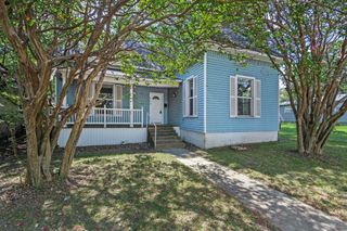 904 W Shepherd, Denison, TX 75020