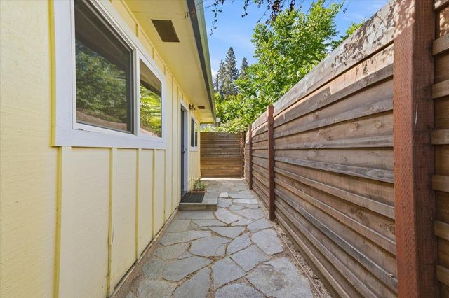 112 Kendall St, Grass Valley, CA 95945