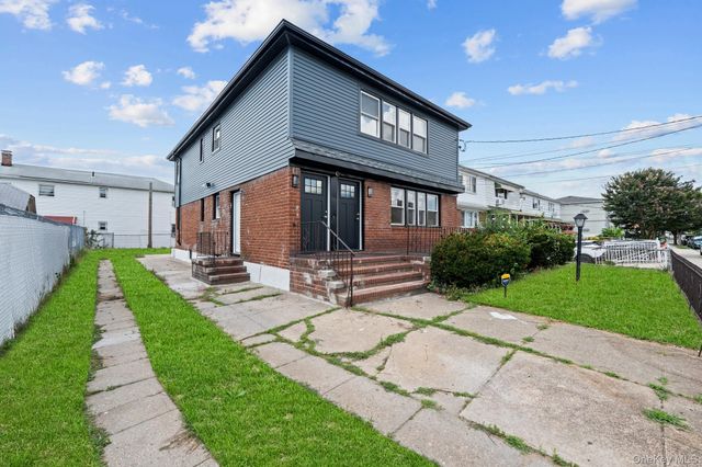 13526 219th Street, Laurelton, NY 11413