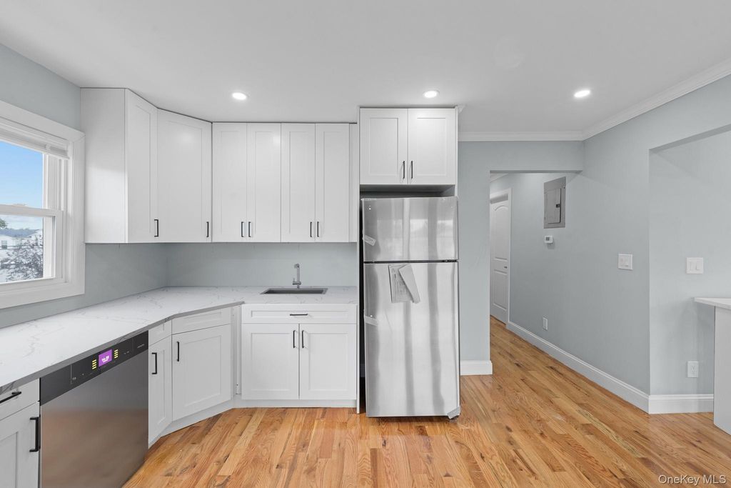 13526 219th Street, Laurelton, NY 11413 — photo 3