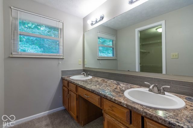 8234 Ontario Lane, Indianapolis, IN 46268