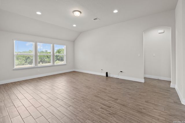 2250 Steerhead Trl, New Braunfels, TX 78132