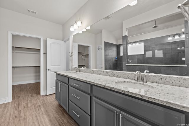 2250 Steerhead Trl, New Braunfels, TX 78132