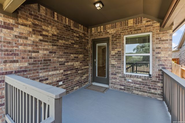 2250 Steerhead Trl, New Braunfels, TX 78132