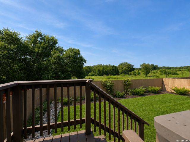 2250 Steerhead Trl, New Braunfels, TX 78132