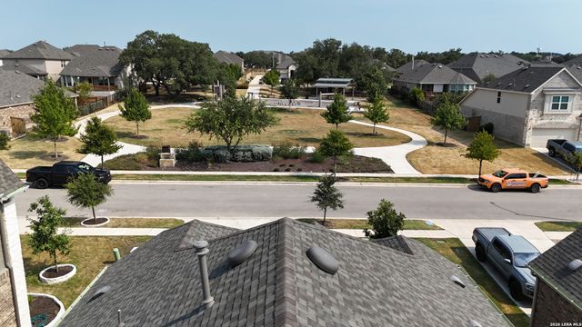 2250 Steerhead Trl, New Braunfels, TX 78132