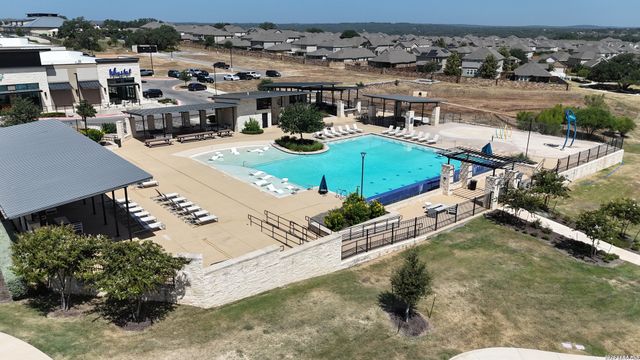2250 Steerhead Trl, New Braunfels, TX 78132