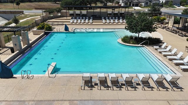 2250 Steerhead Trl, New Braunfels, TX 78132