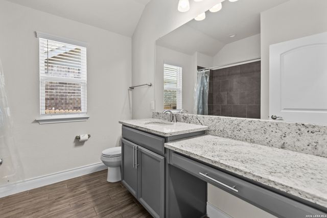 2250 Steerhead Trl, New Braunfels, TX 78132