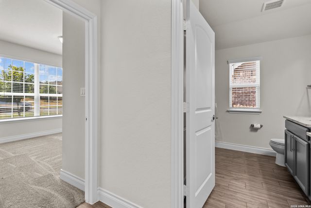 2250 Steerhead Trl, New Braunfels, TX 78132