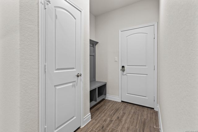 2250 Steerhead Trl, New Braunfels, TX 78132
