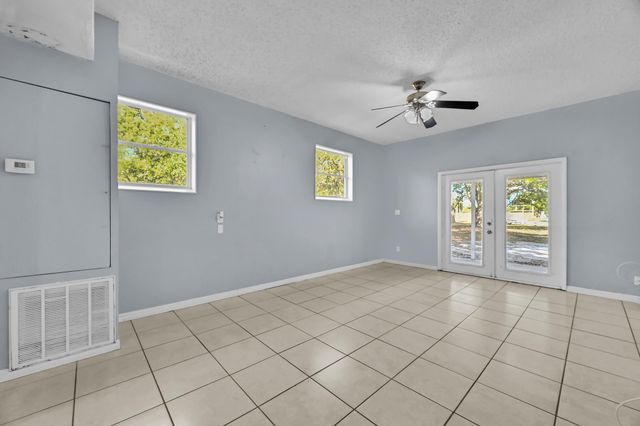 3876 Devine Road, Fort Pierce, FL 34981