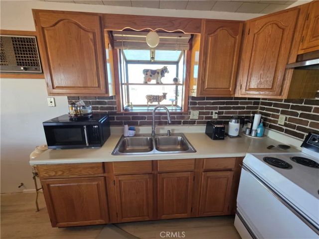 5566 Oleta, Landers, CA 92285