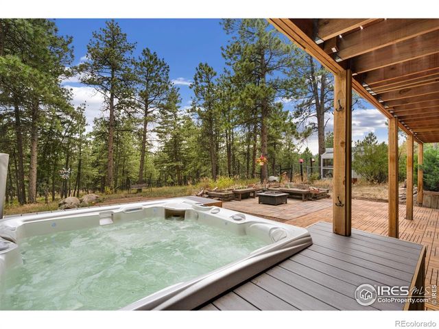 269 Cox Court, Bellvue, CO 80512