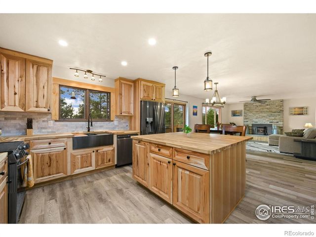 269 Cox Court, Bellvue, CO 80512