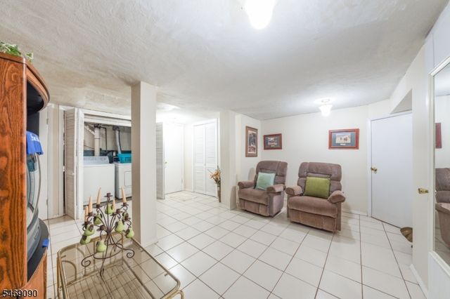 12 Eder Ter, South Orange Village Twp., NJ 07079