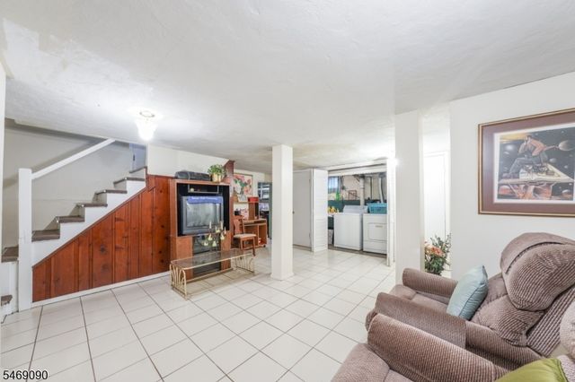 12 Eder Ter, South Orange Village Twp., NJ 07079