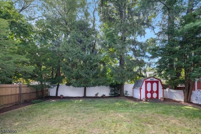 12 Eder Ter, South Orange Village Twp., NJ 07079