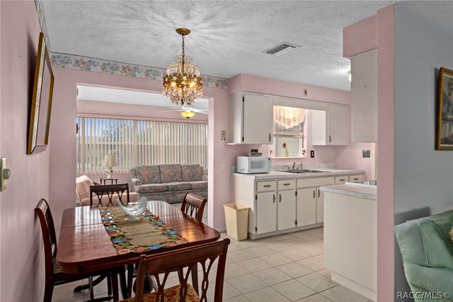 97 S Lucille Street, Beverly Hills, FL 34465