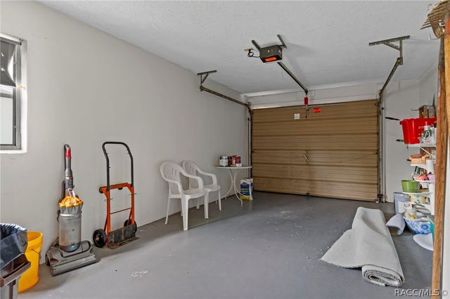 97 S Lucille Street, Beverly Hills, FL 34465