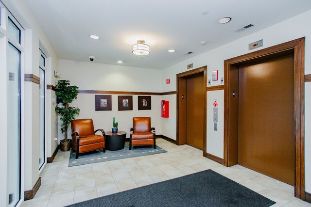 7757 Van Buren Street 511, Forest Park, IL 60130