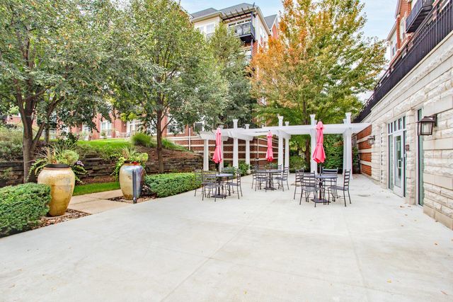 7757 Van Buren Street 511, Forest Park, IL 60130