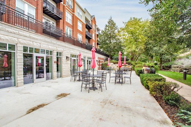 7757 Van Buren Street 511, Forest Park, IL 60130