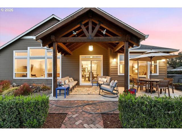 450 LILAC Ln, Woodland, WA 98674