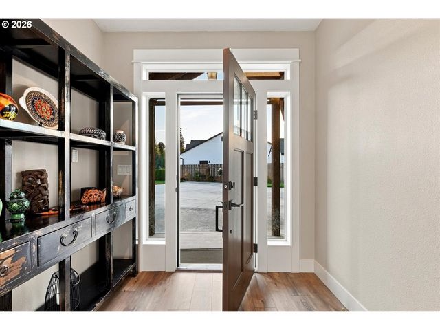 450 LILAC Ln, Woodland, WA 98674
