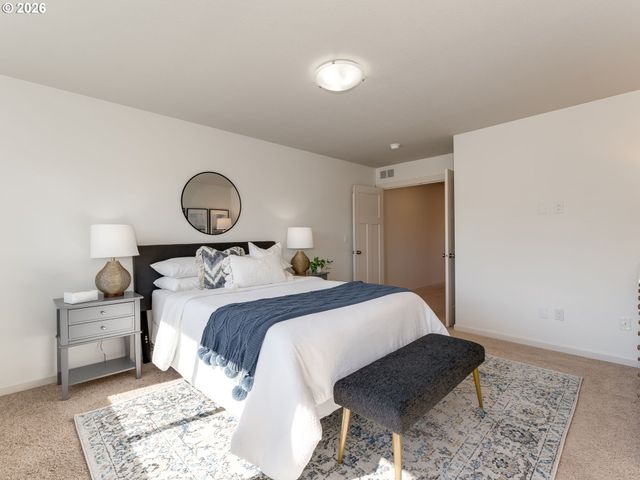 2706 Nw ERIC Dr, Mc Minnville, OR 97128
