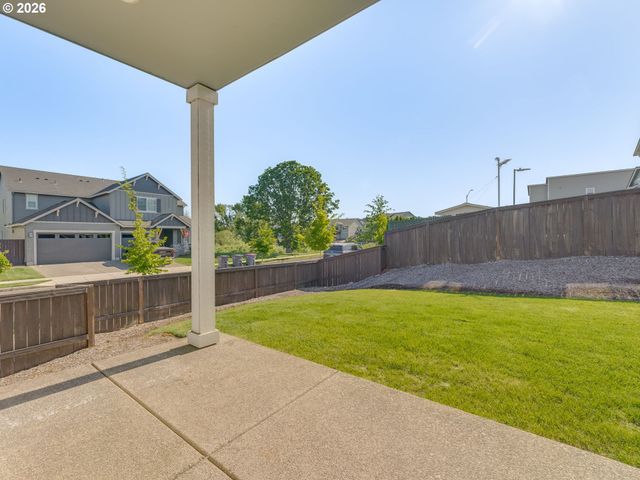 2706 Nw ERIC Dr, Mc Minnville, OR 97128