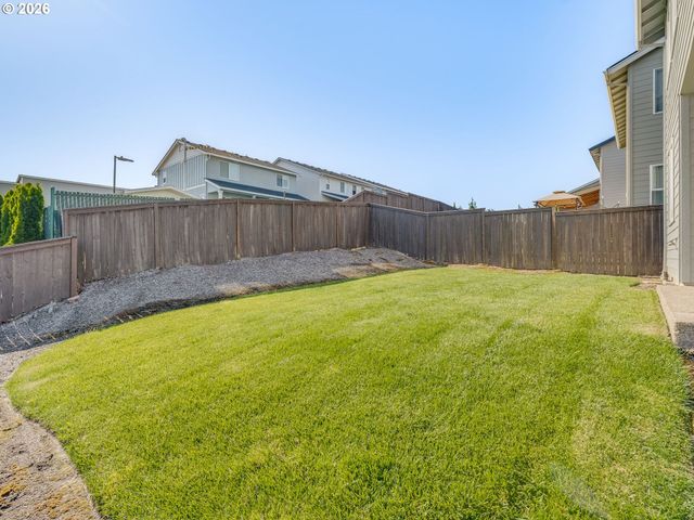 2706 Nw ERIC Dr, Mc Minnville, OR 97128