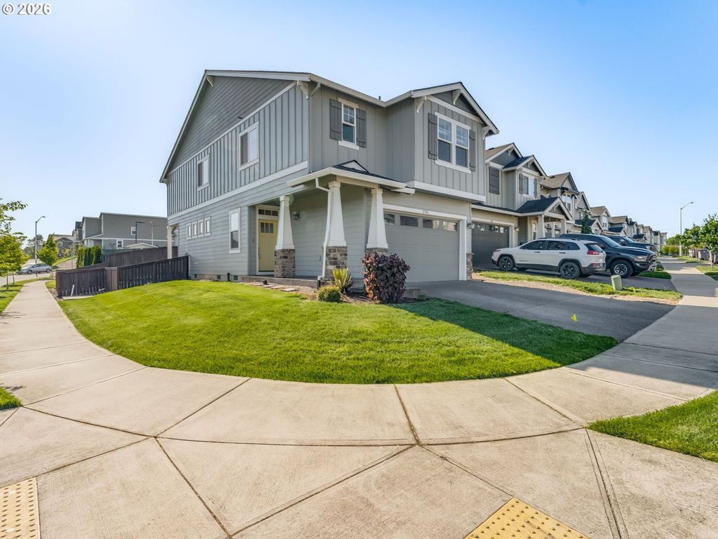 Image 38 of property listing at 2706 Nw ERIC Dr, Mc Minnville, OR 97128