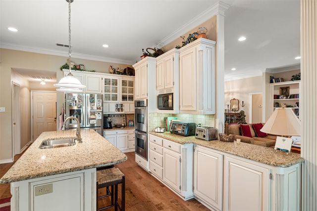 8913 Brierfield Road, Granbury, TX 76049