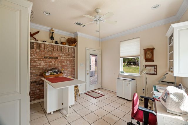 8913 Brierfield Road, Granbury, TX 76049